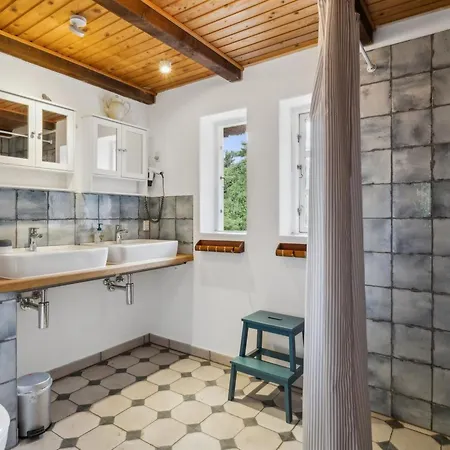 Ariela - 1-1km From The Sea By Interhome Prázdninový dům